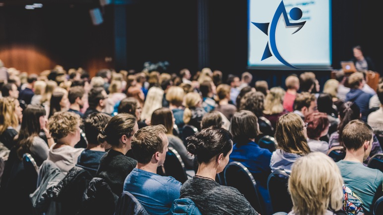 مدرس دانشگاه ( University Lecturer )