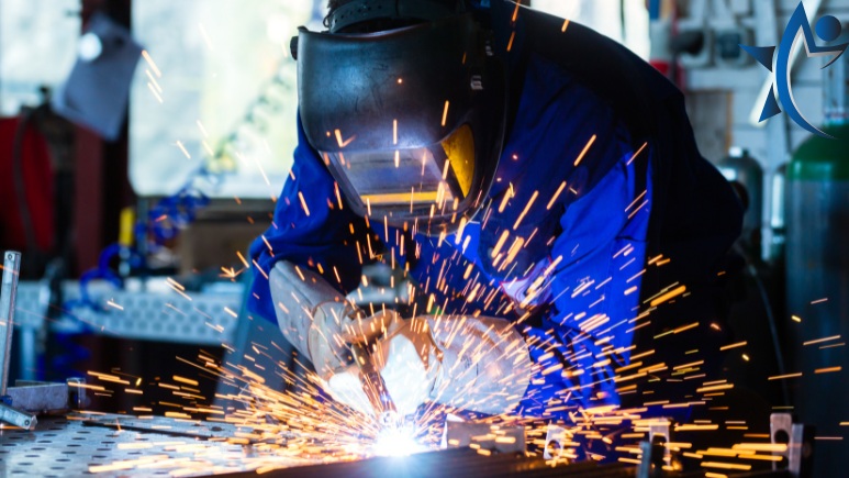 معرفی شغل جوشکار  (Welder)با کد شغلی 322313